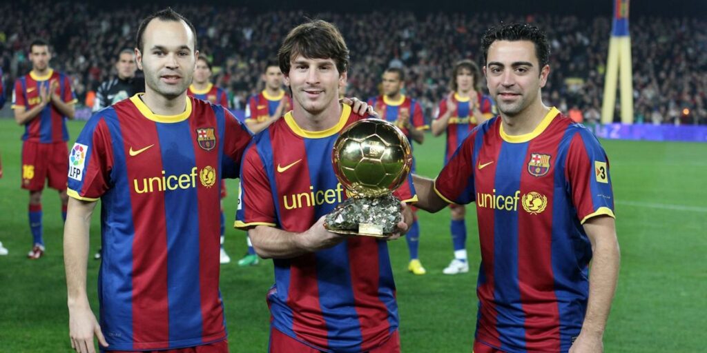Messi, Xavi i Iniesta, amb la Pilota d'Or | FC Barcelona