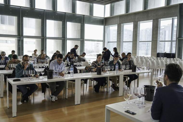 El concurs de tast, imprescindible pels professionals de la sommilleria  | FEVI