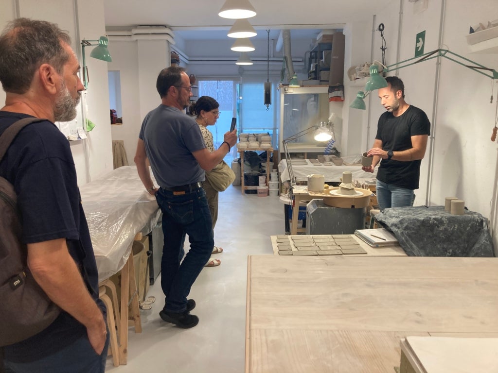 Periodistes i creadors de continguts coneixen de primera mà el producte local i la cuina menorquina convidats per la Fundació Foment del Turisme de Menorca / Cedida