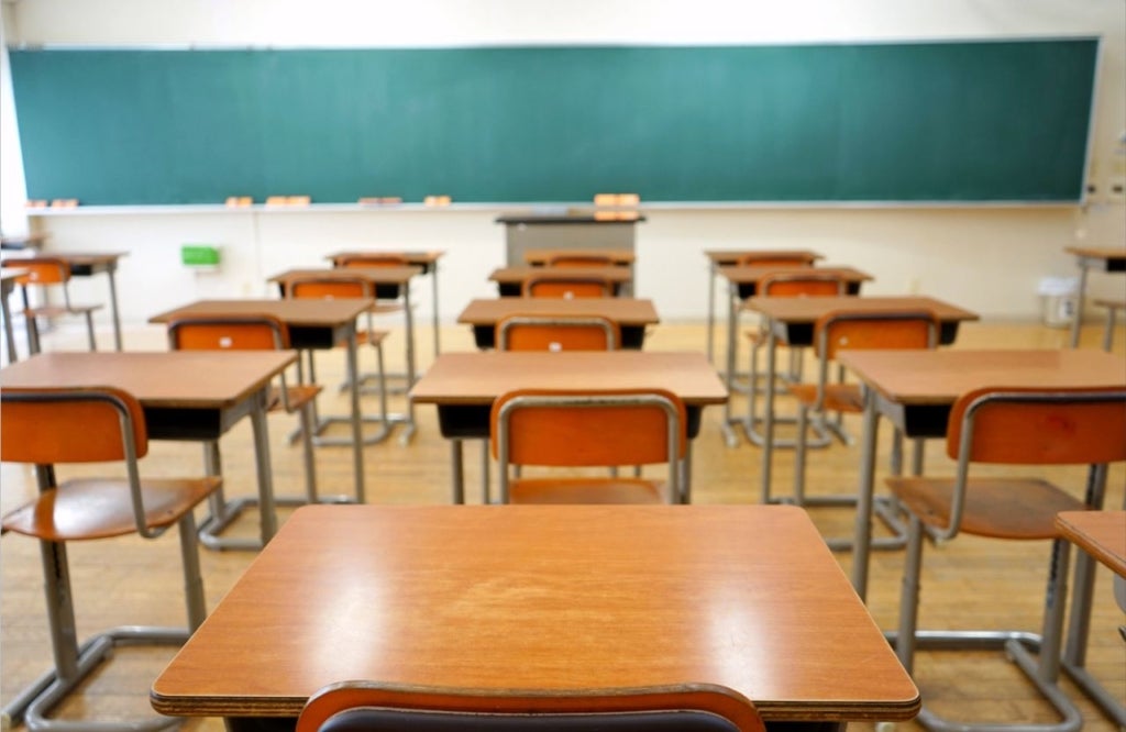 L'educació està sent dels camps amb més conflictivitat en el primer any de govern de Mazón