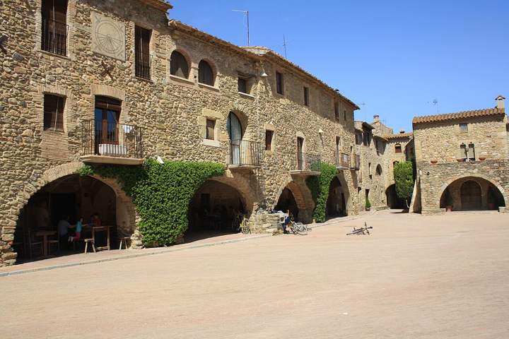 Monells