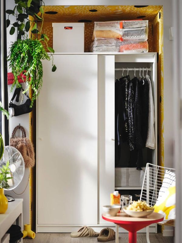 Dormitorios de alquiler: las claves de Ikea para ganar orden y personalidad sin reformas